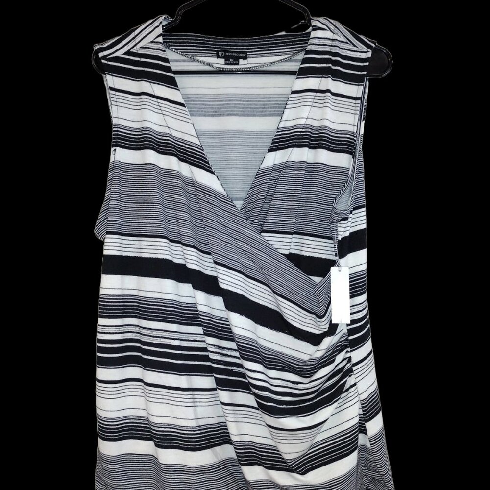 Belk New Direction Ladies XL Top New with Tags, Soft Stretchy Fabric, Sleeveless